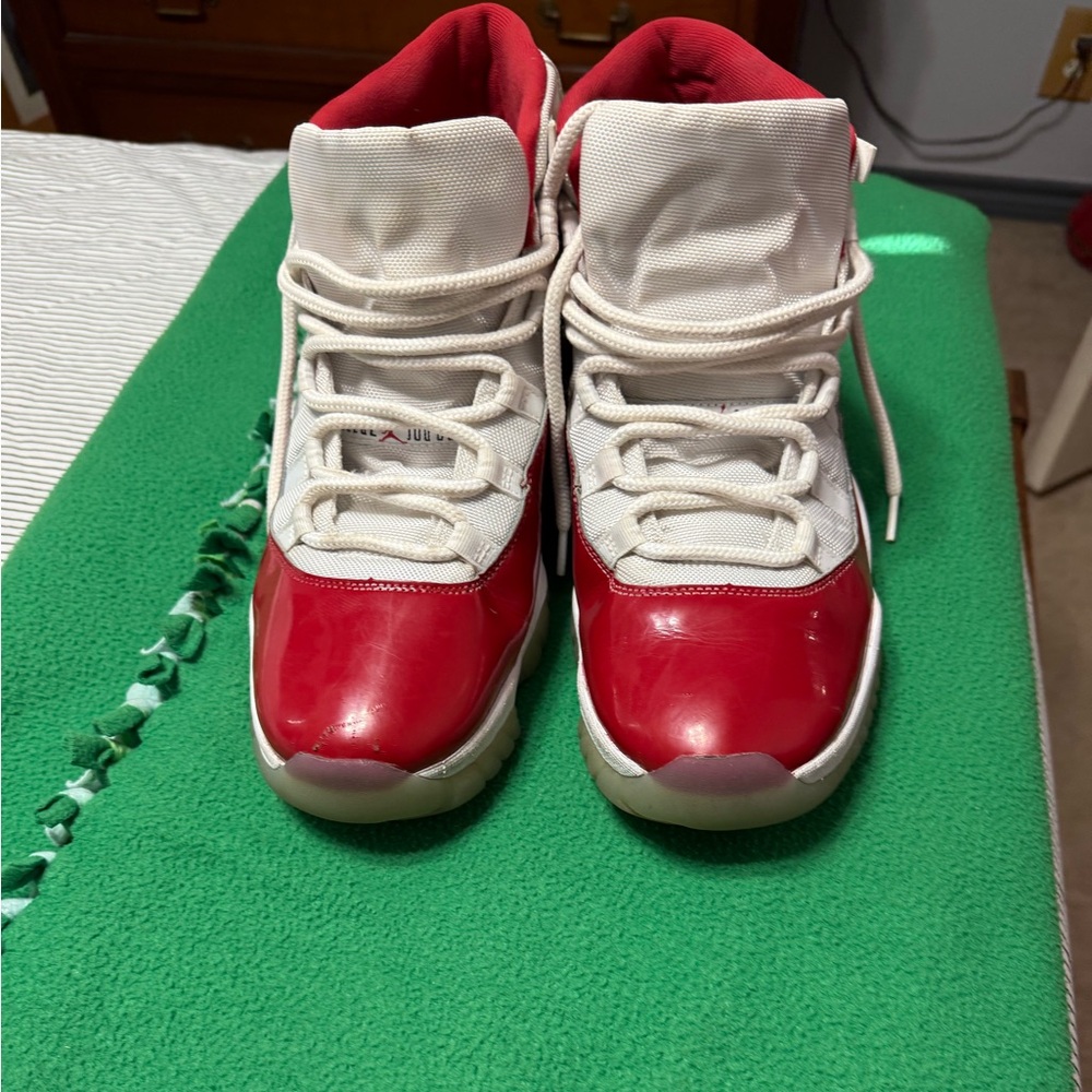 Men’s Michael Jordans shoes excellent condition